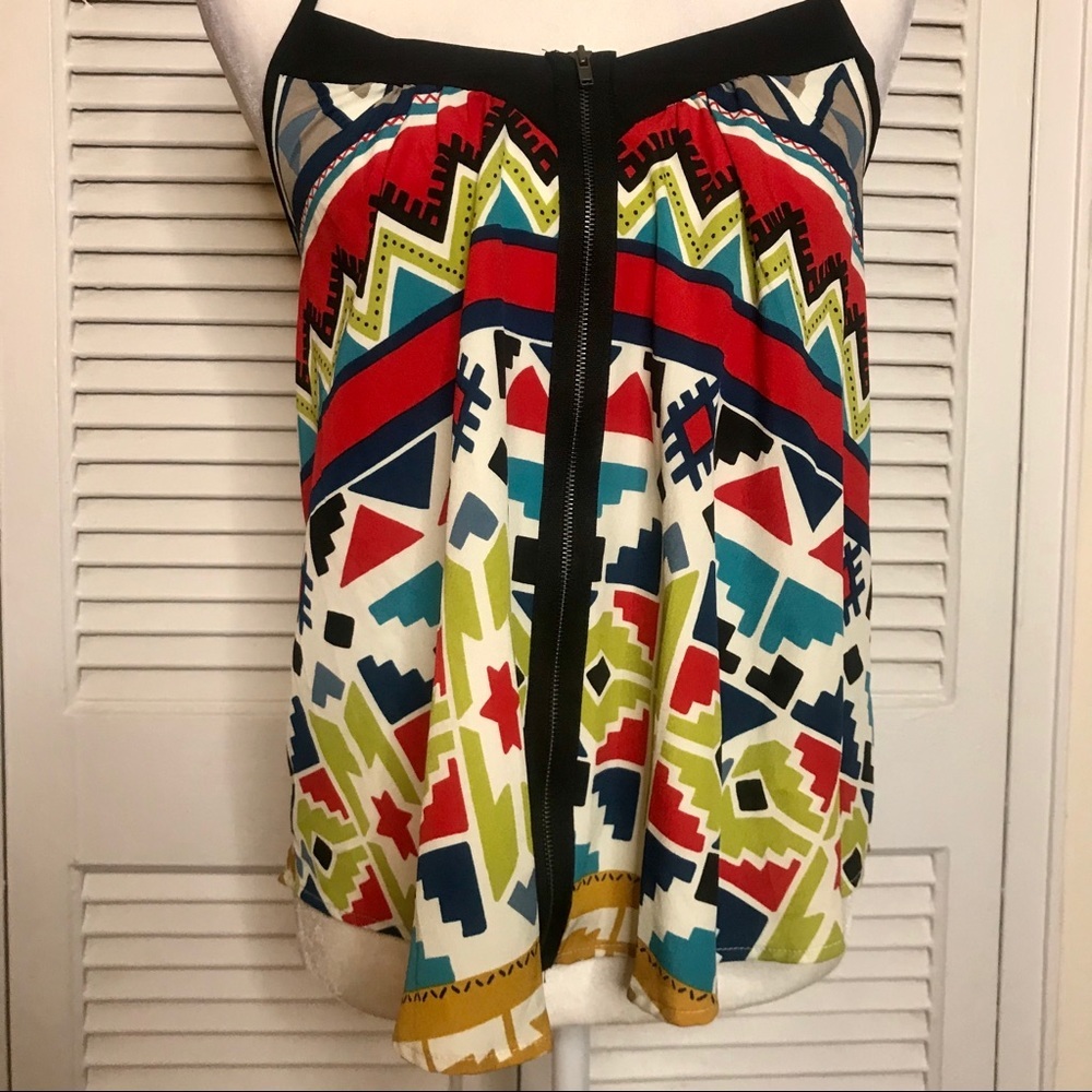 NWT Graphic Print Top by Monteau - Picture 2 of 4